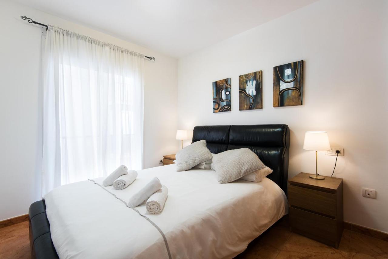 Rentandhomes Fuengirola Beach Apartment Kültér fotó