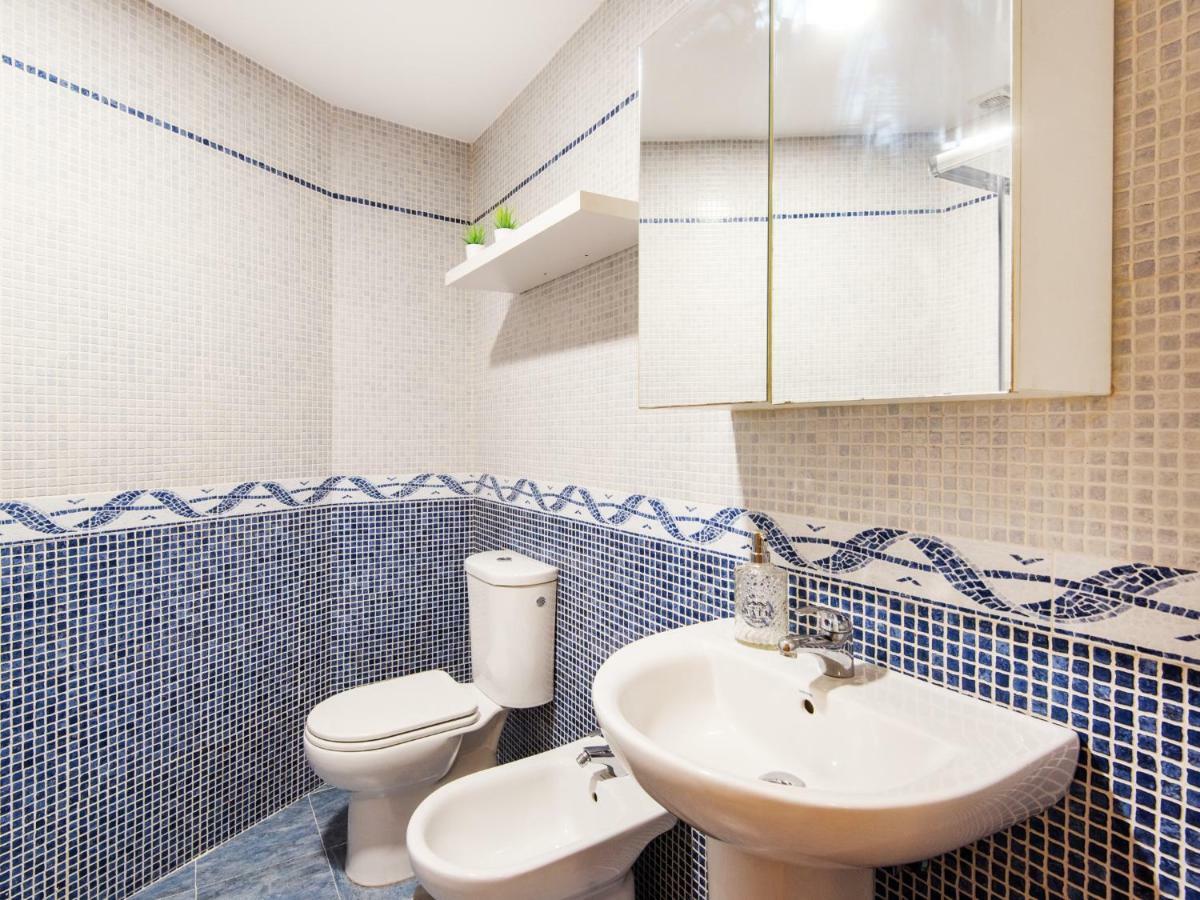 Rentandhomes Fuengirola Beach Apartment Kültér fotó